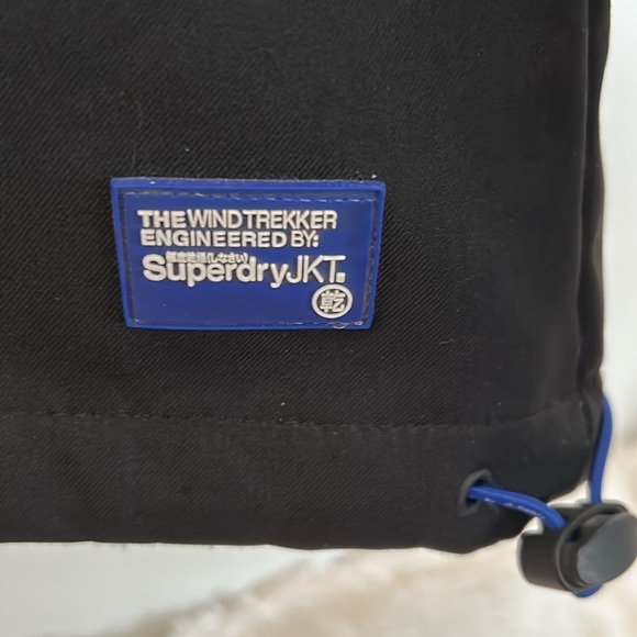 Superdry Windtrekker Jacket - Picture 8 of 11